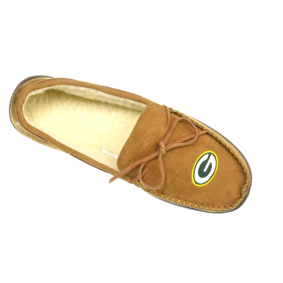 Men\'s Official NFL Green Bay Packers Warm and Comfy Faux Fur Moccasin Slippers main image 6